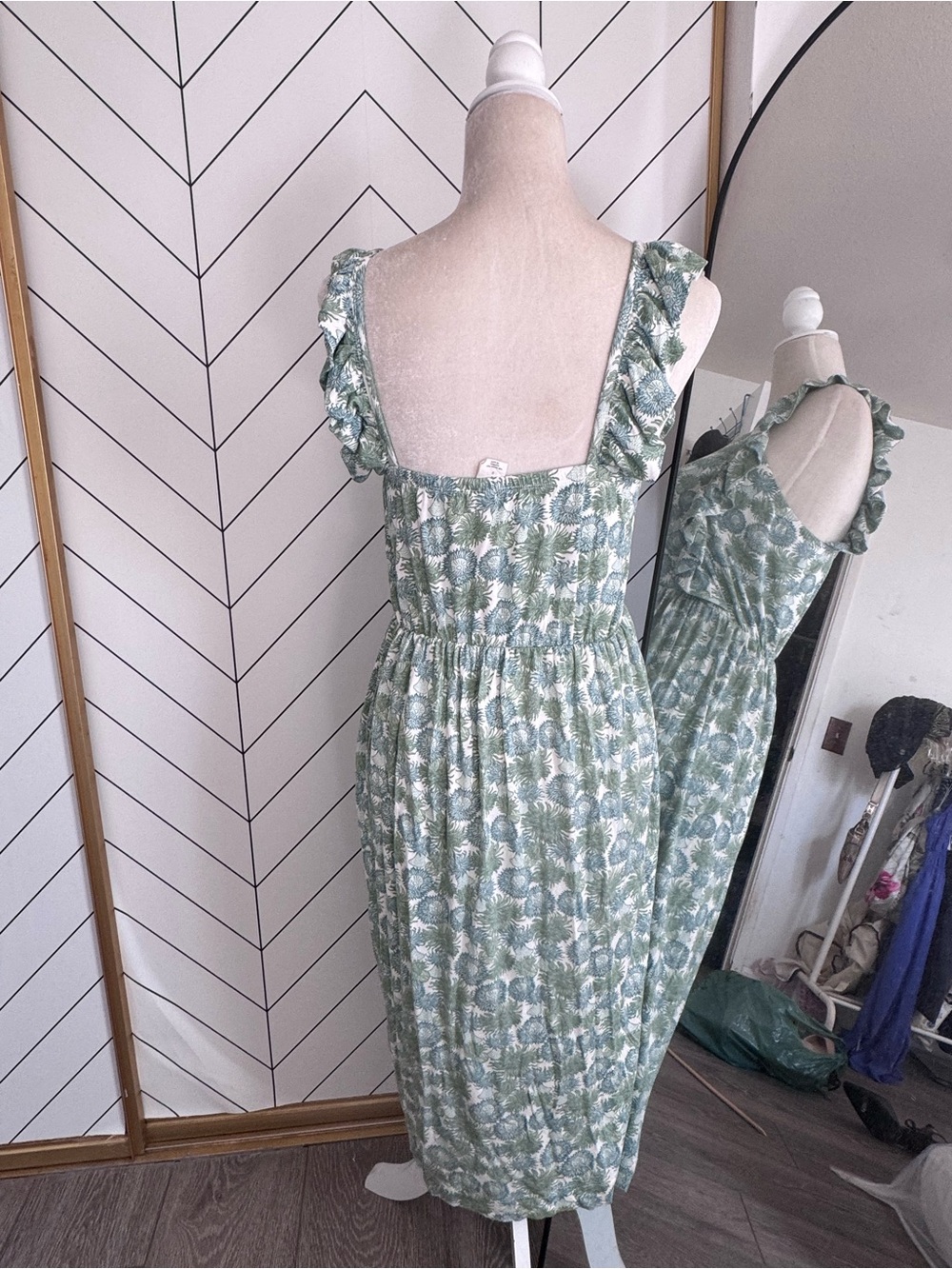 Kate Quinn Floral Ruffle-Shoulder Midi Dress in Sage Green - Picture 6 of 9